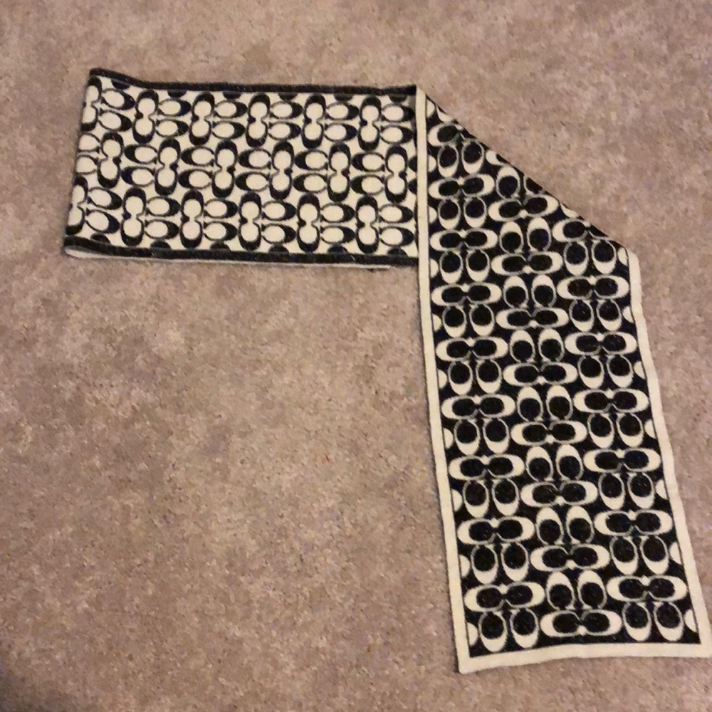 Coach scarf